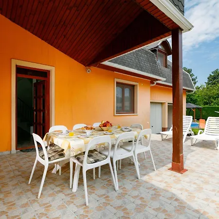 Holiday home Narcisse By Interhome Balatonszarszo